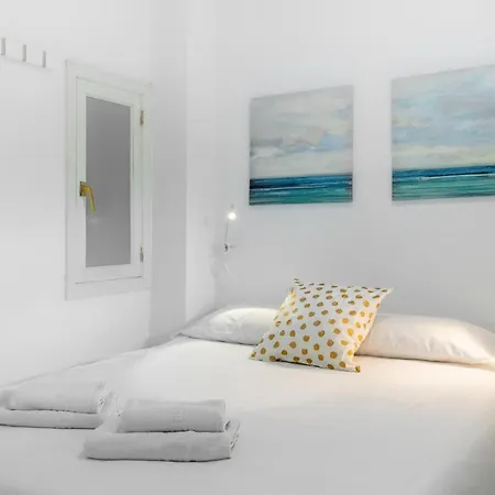 Apartment Flatguest Leon Y Castillo + Centre + 1 Bdr + Wifi *